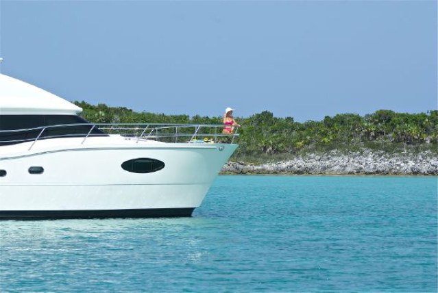 Used Power Catamaran for Sale 2012 Horizon PC60 Boat Highlights